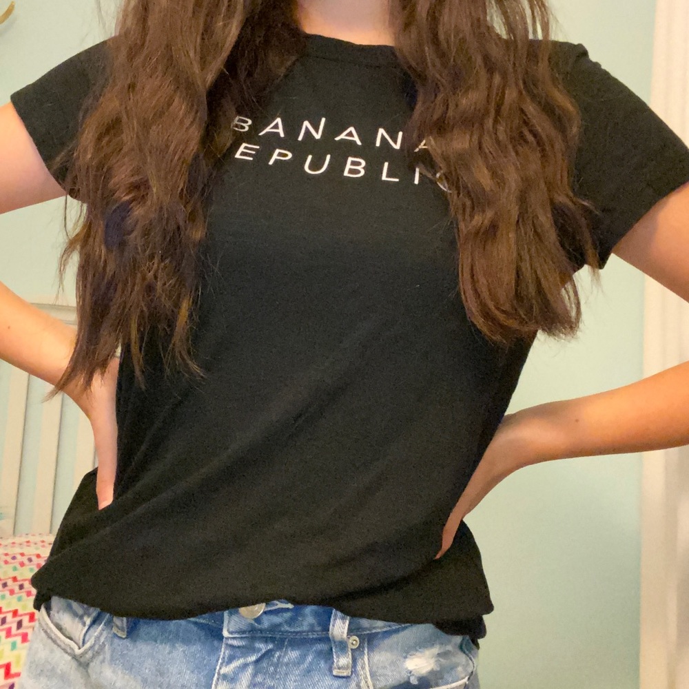 Banana Republic Tee